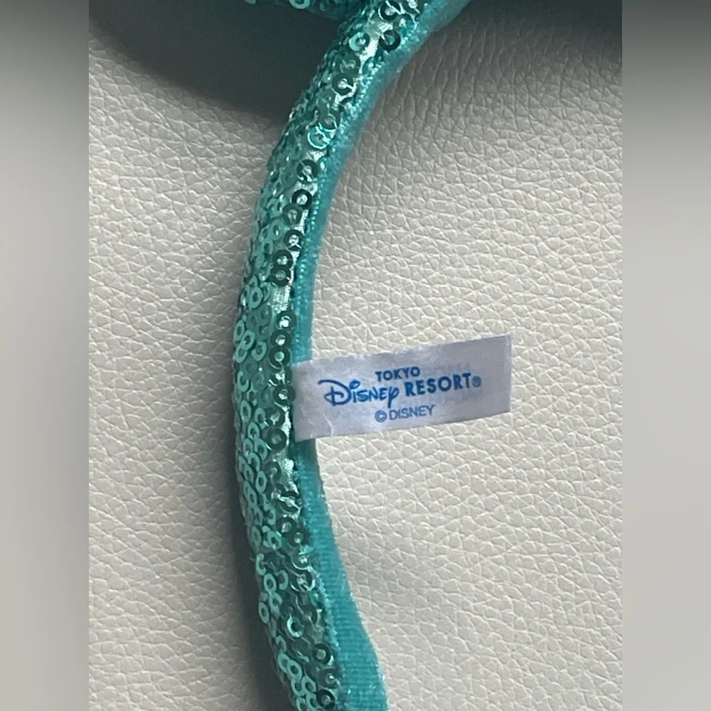 Tokyo Disney Resort Aqua Sequin, Aladdin & Jasmine themed ears.